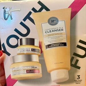 IT Cosmetics Youthful Skincare Set - Yellow and White